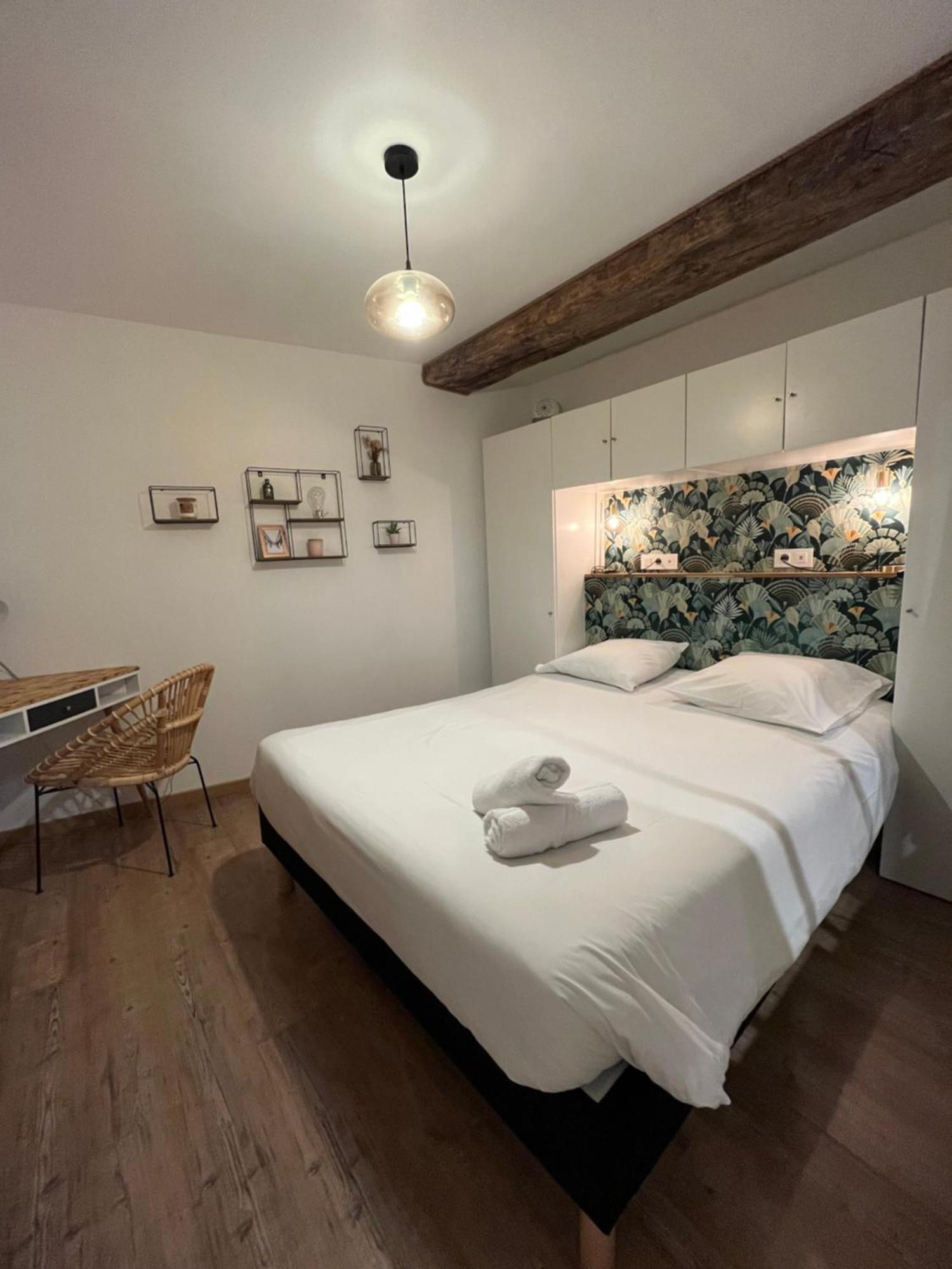 La Cour Chartraine - Cosy Appartement Avec Cour Exterieur A Блуа Экстерьер фото